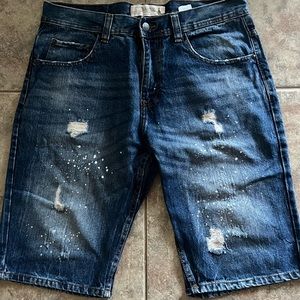 Jeanius shorts blue jeans sz 32.